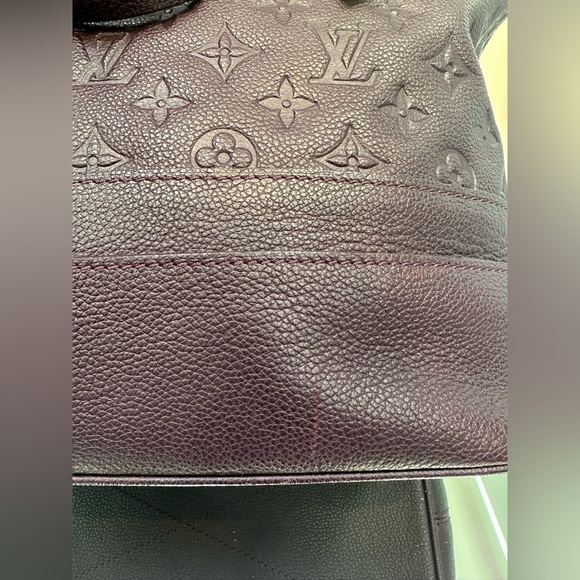 Louis Vuitton tote - Picture 5 of 5